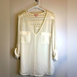 Candie's Ivory Sheer Blouse with Lace Detail Back Vintage size XL
